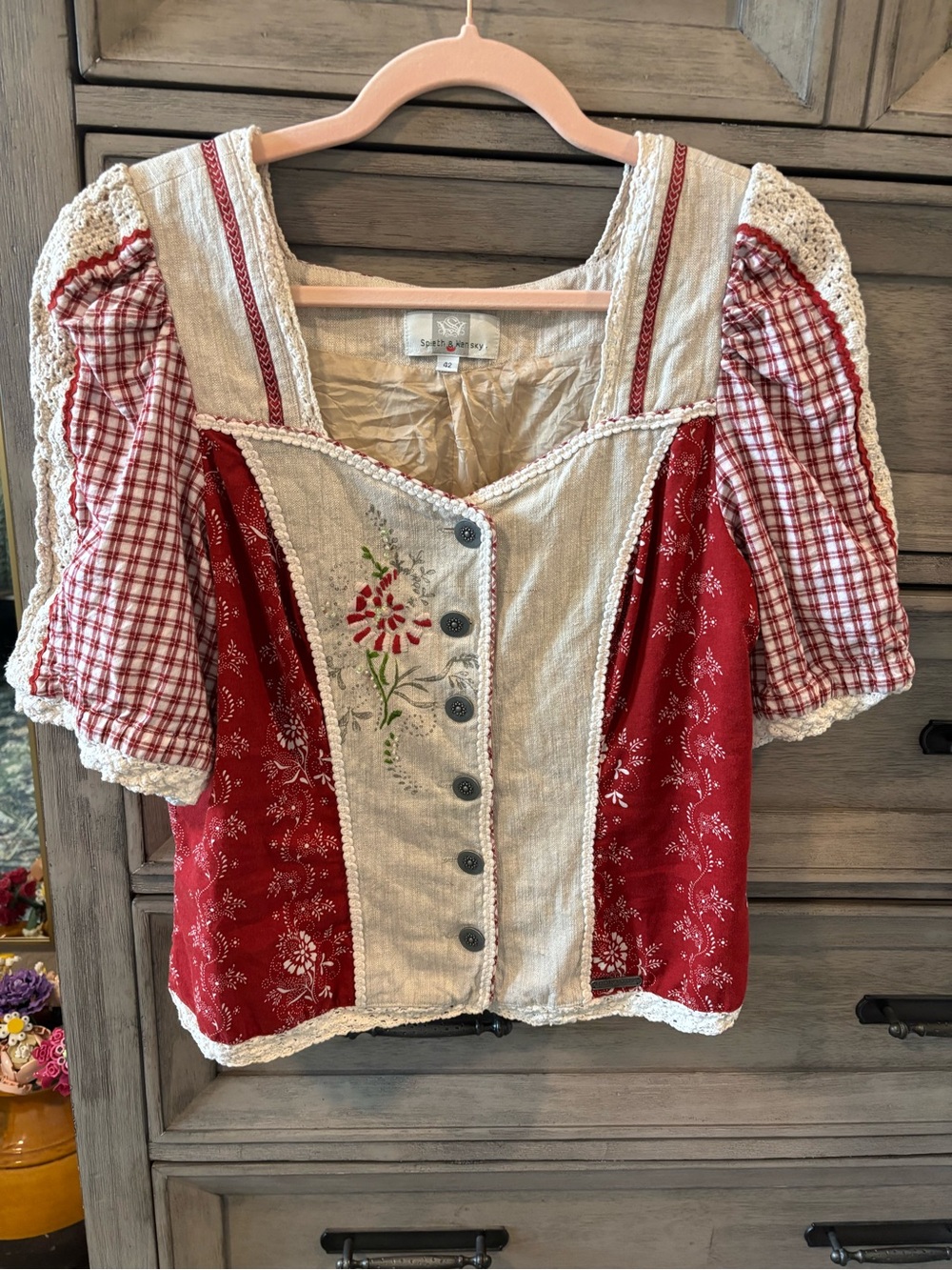 Vintage Red & Cream Embroidered Button-Front Women’s Top